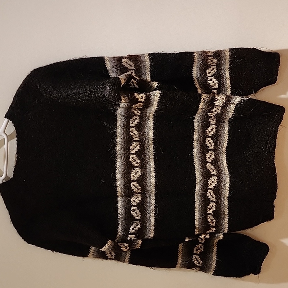 100% alpaca wool v-neck sweater - Picture 3 of 5